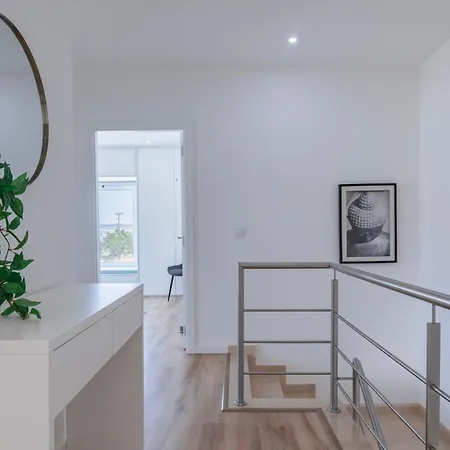 Outstanding With Private Pool By Lovelystay 别墅 *