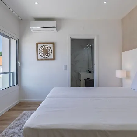 Outstanding With Private Pool By Lovelystay 别墅 *